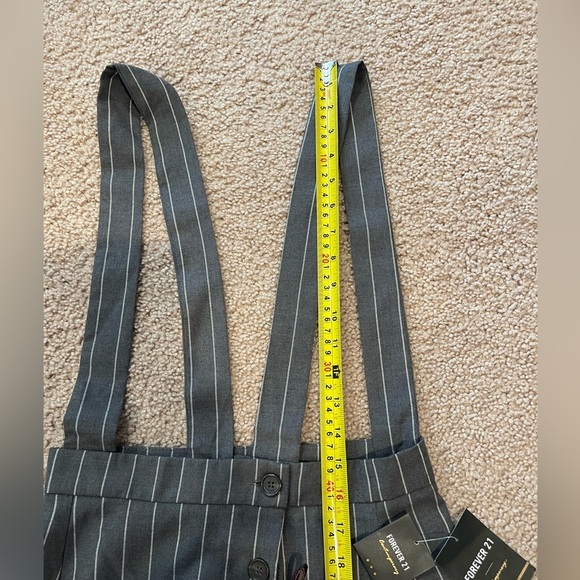 FOREVER 21 Junior Grey/White Pinstripe Suspender A-line skirt - Picture 7 of 9